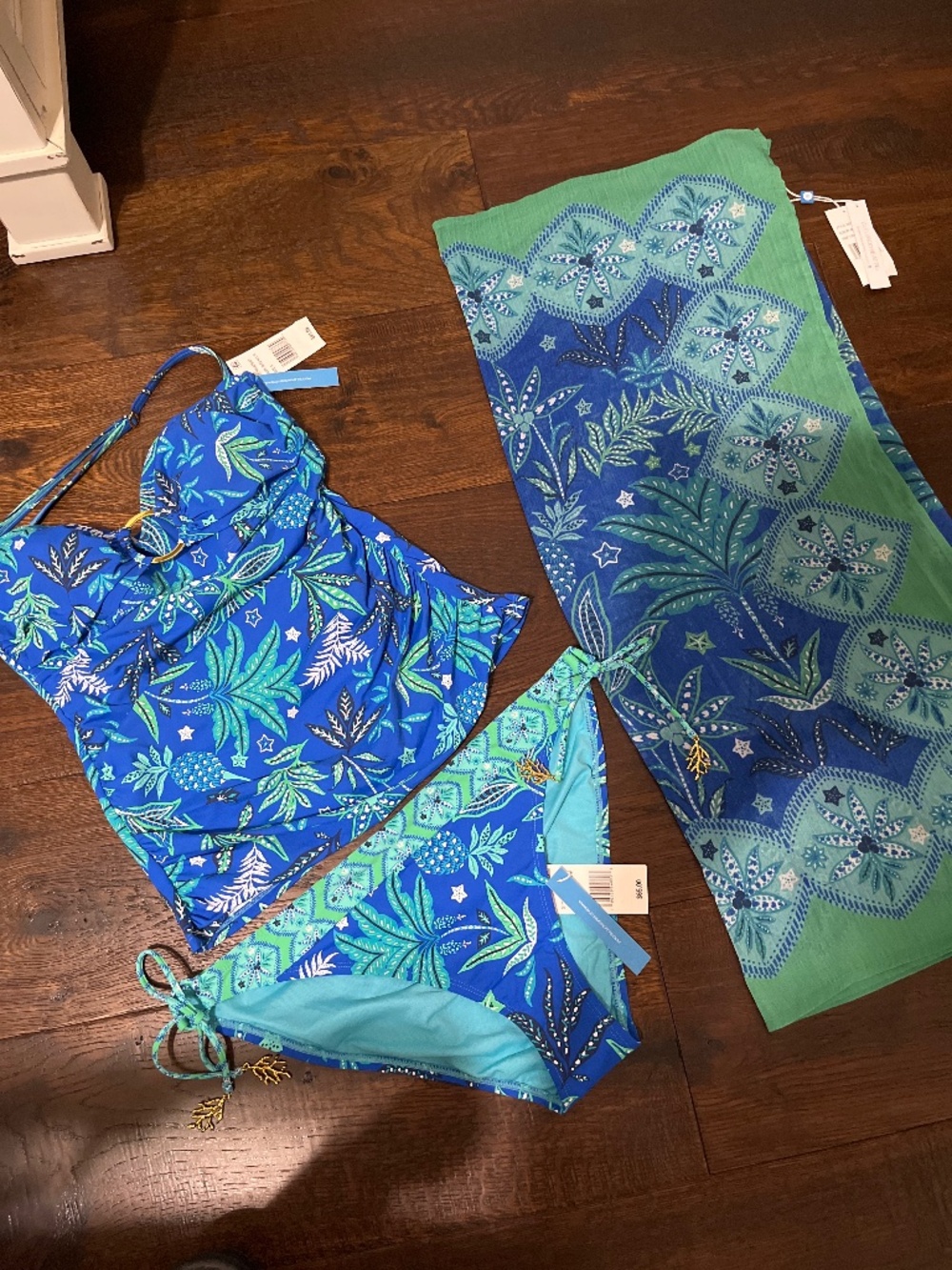 Bleu Td Beattie multicolor tankini swimsuit with matching sarong